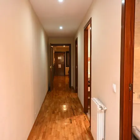 Homenfun Sants Estacion Apartment *